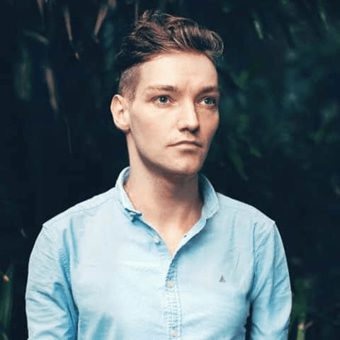 Pieter Levels’ Solo Laptop Lifestyle: Generating $210K a Month from Anywhere