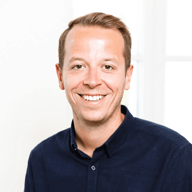 How Max Turned a Pitch Deck Template into a $15,000/Month Business