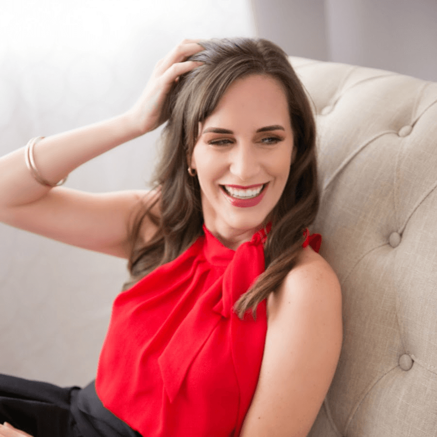 How Christina Nicholson Built Podcast Clout: From PR Problem to Six-Figure SaaS Sale